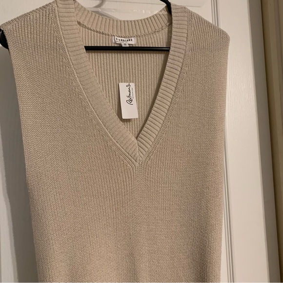 NWT V-Neck maxi belted sweater dress - Picture 8 of 10